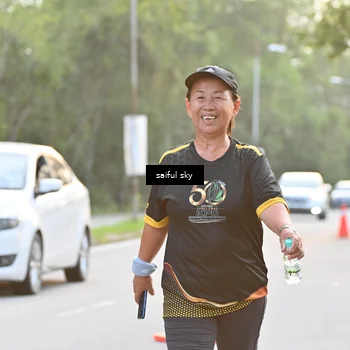 Runner Photo 7136450