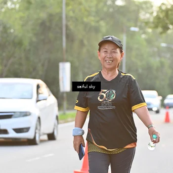 Runner Photo 7136451