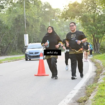 Runner Photo 7136463