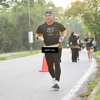 Runner Photo 7136477