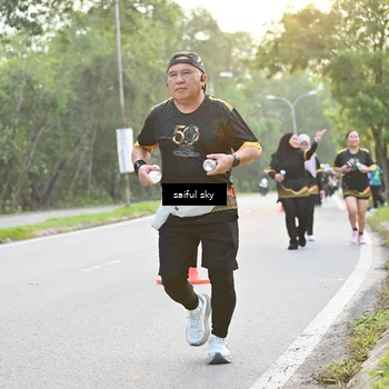 Runner Photo 7136479