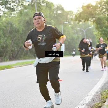 Runner Photo 7136484