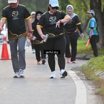 Runner Photo 7136535