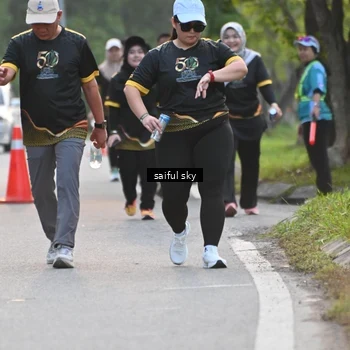 Runner Photo 7136538