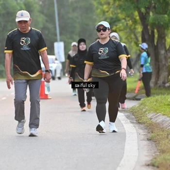 Runner Photo 7136540