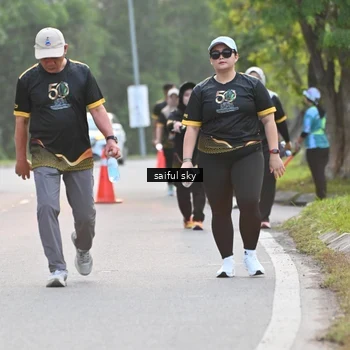 Runner Photo 7136543