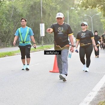 Runner Photo 7136545