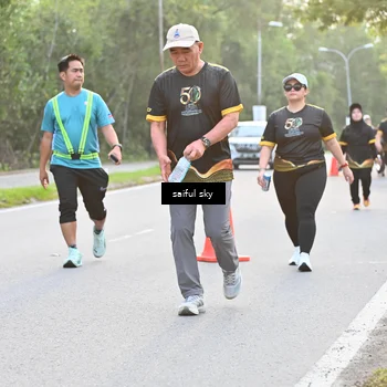 Runner Photo 7136549