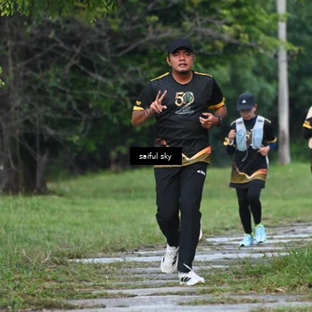 Runner Photo 7136575