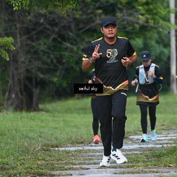 Runner Photo 7136576
