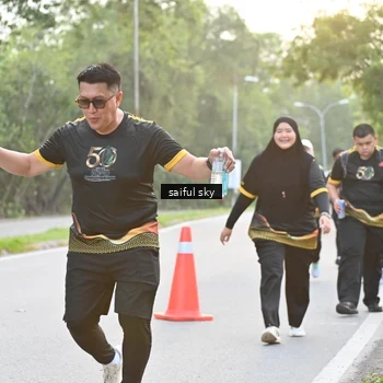 Runner Photo 7136662