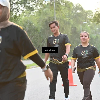 Runner Photo 7136687