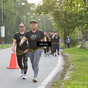 Runner Photo 7136688