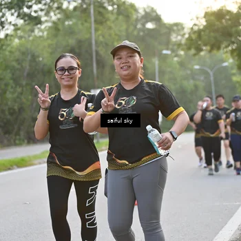 Runner Photo 7136695