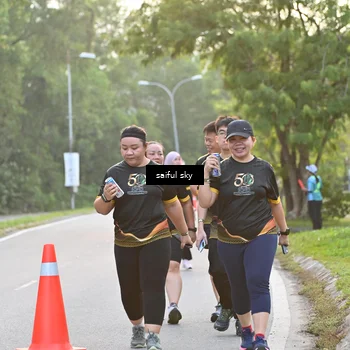 Runner Photo 7136705