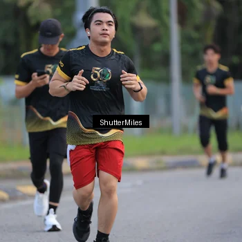 Runner Photo 7136900