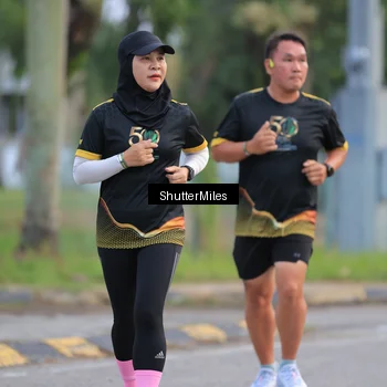 Runner Photo 7137004