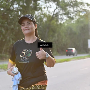 Runner Photo 7137008