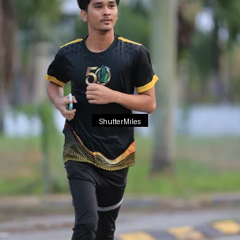 Runner Photo 7137036