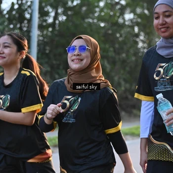 Runner Photo 7137039