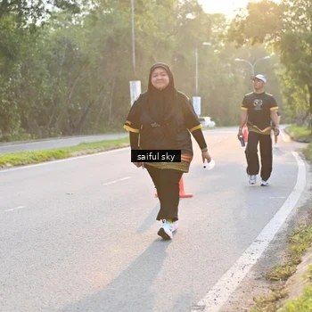 Runner Photo 7137044