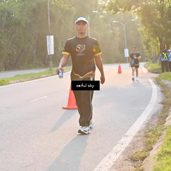 Runner Photo 7137055