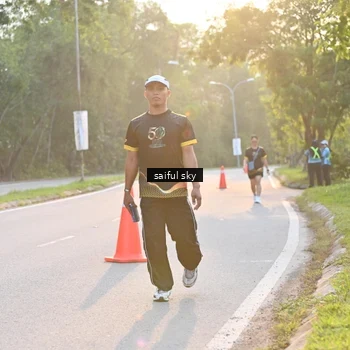 Runner Photo 7137064
