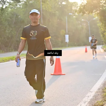 Runner Photo 7137073