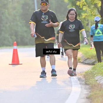 Runner Photo 7137103