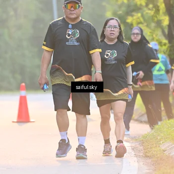 Runner Photo 7137105