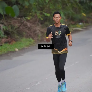 Runner Photo 7137483