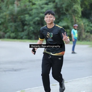 Runner Photo 7137536