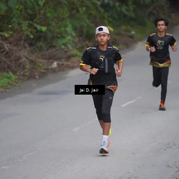 Runner Photo 7137554