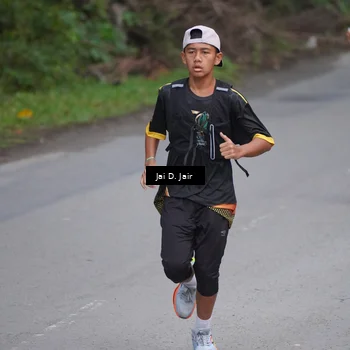 Runner Photo 7137598