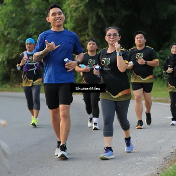 Runner Photo 7137645