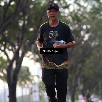 Runner Photo 7137717