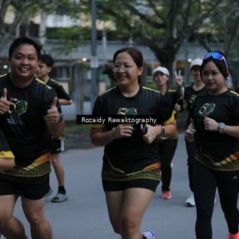 Runner Photo 7137738