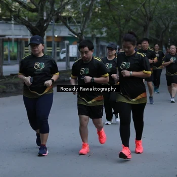 Runner Photo 7137763