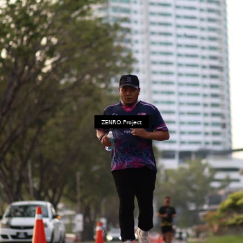 Runner Photo 7137792