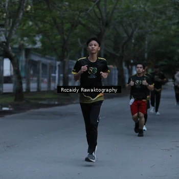Runner Photo 7137863