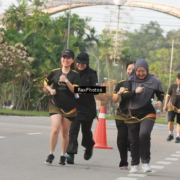 Runner Photo 7138105