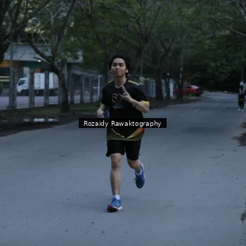 Runner Photo 7138494