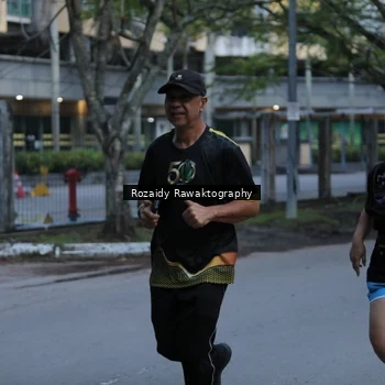 Runner Photo 7138497