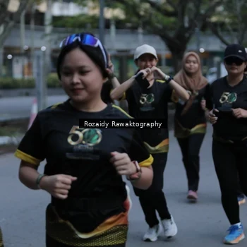 Runner Photo 7138548
