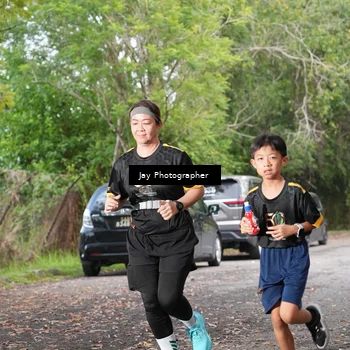 Runner Photo 7138904