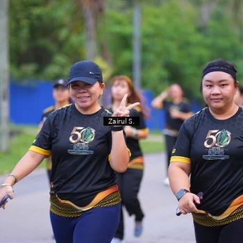 Runner Photo 7139849