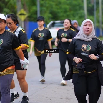 Runner Photo 7140074