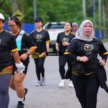 Runner Photo 7140077