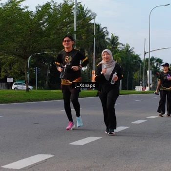 Runner Photo 7140371