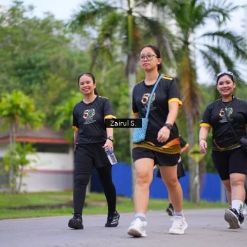 Runner Photo 7140376